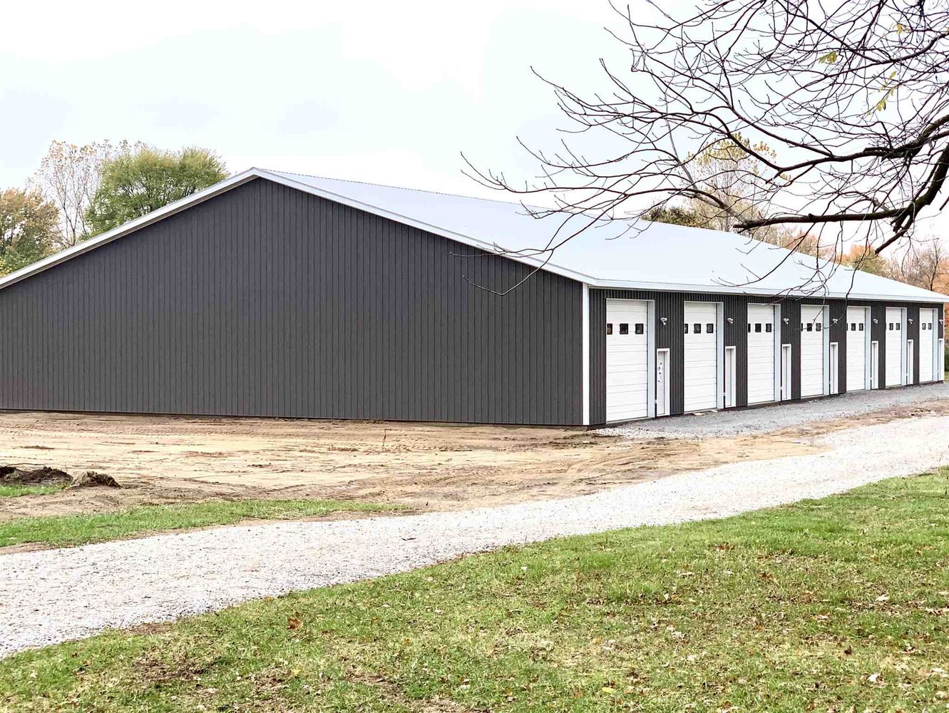 1690 E 700 S, Wolcottville, IN 46795